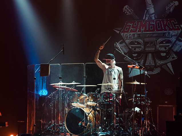 music-052_t.jpg