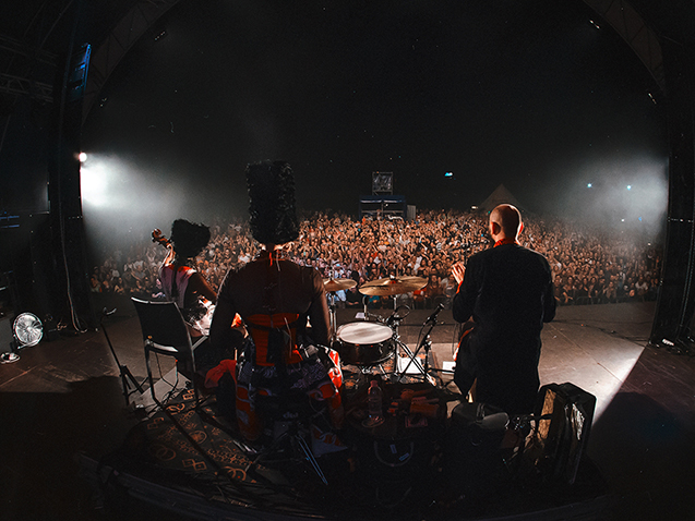music-103_t.jpg