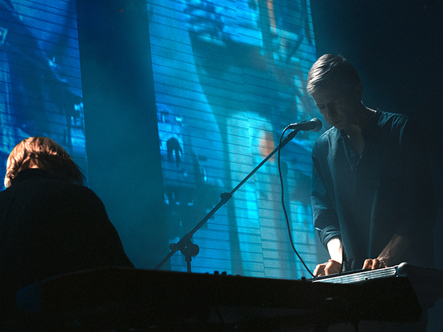music-144_t.jpg