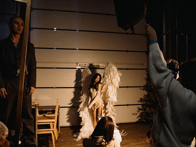 bkstg-010-t.jpg