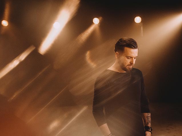bkstg-094-t.jpg