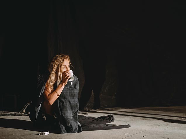 bkstg-095-t.jpg