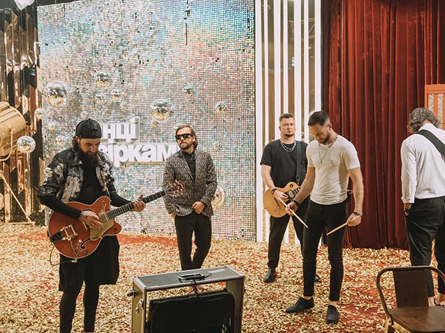 bkstg-125-t.jpg